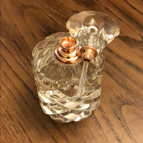 NEVER USED: Crystal Perfume Bottle - Picture 3 of 3